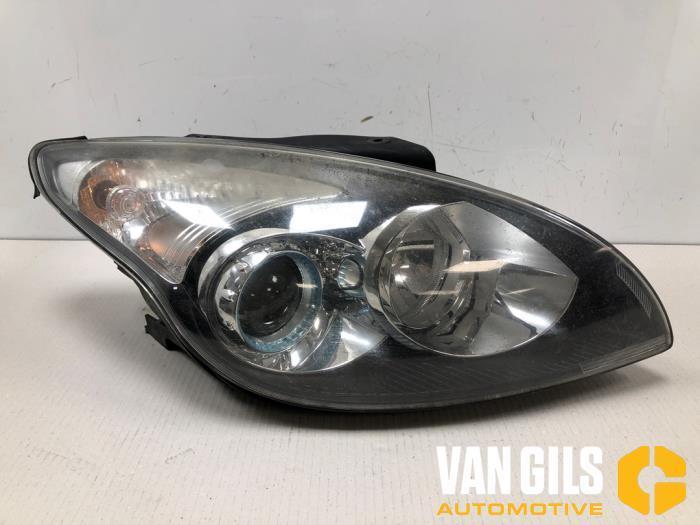 Koplamp rechts Hyundai I30 O316205, Auto-onderdelen, Verlichting, Ophalen of Verzenden