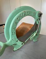 Raadvad - raadvad - Broodsnijmachine - 294 - Gietijzer,, Antiek en Kunst