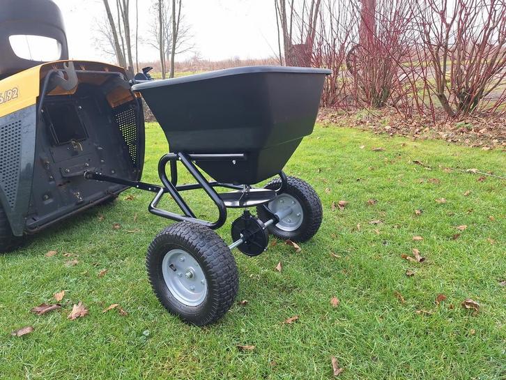 Kunstmest strooier, Tuin en Terras, Zitmaaiers, Nieuw, Ophalen