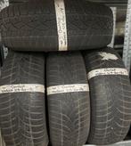 4x215-60-17C Dunlop Winter 4x4.5m €40 Per Band 215 60 17C, Auto-onderdelen, Banden en Velgen, Ophalen, 17 inch, Winterbanden, Band(en)