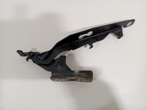 Motorkapscharnier links Volvo V60 I D6 Hybrid AWD 31385812, Auto-onderdelen, Carrosserie en Plaatwerk, ARN erkend, Stiba lid, Erkend duurzaam