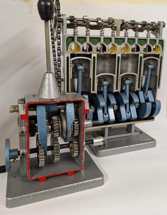 Onderwijs/demonstratiemodel (2) - Viertakt-motormodel +, Antiek en Kunst, Antiek | Wandborden en Tegels
