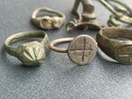 Van het oude Romeins tot het middeleeuwse lote, Sieraden, Tassen en Uiterlijk, Antieke sieraden