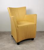 Montis Sting fauteuil leer zachtgeel met wielen     2x, Twee, Leer, Zo goed als nieuw