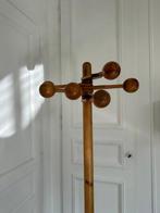 Charlotte Perriand - Kapstok - Vurenhout - Model Les Arcs /, Antiek en Kunst