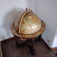 Globe bar - Versierd hout, Antiek en Kunst, Curiosa en Brocante