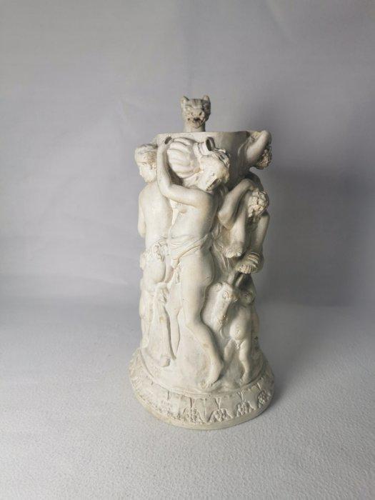 Kan - Misto - Beker van gips, in hoog reliëf gesneden,, Antiek en Kunst, Antiek | Glas en Kristal