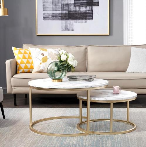 Nieuw 2-Delige Marmeren Textuur Salontafel Set – Goud en Wit, Huis en Inrichting, Tafels | Salontafels, 50 tot 100 cm, Nieuw, Metaal