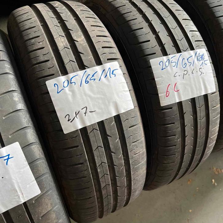 2 x Continental PremiumContact 5 205-65-15 Zomerbanden 7mm, Auto-onderdelen, Banden en Velgen, 15 inch, Zomerbanden, 205 mm, Personenwagen