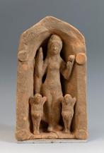 Oud-Grieks Terracotta Mooie stele van godin van de liefde, Verzamelen