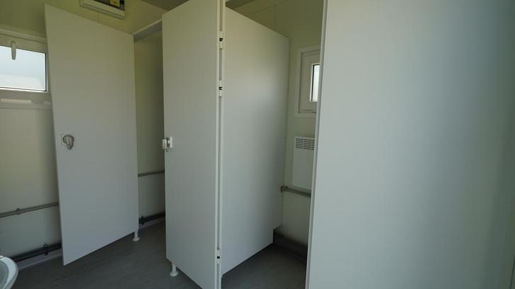 Mobiele sanitaire unit te koop. Geïsoleerd en mobiel!, Doe-het-zelf en Verbouw, Containers