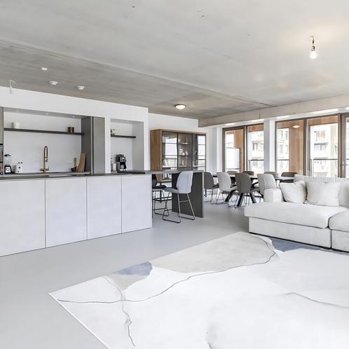 Furnished Appartement met Balkon aan Krijn Taconiskade gevon, Huizen en Kamers, Huizen te huur, Direct bij eigenaar, Amsterdam