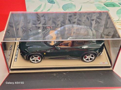 Mr Models 1:18 - Modelauto - Ferrari Purosangue green, Hobby en Vrije tijd, Modelauto's | 1:5 tot 1:12