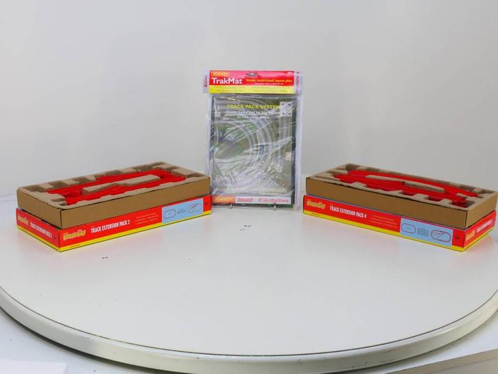 Schaal 00 Hornby Baanuitbreidingspakket nr. 2 R9335 en nr..., Hobby en Vrije tijd, Modeltreinen | Overige schalen, Rails, Gebruikt