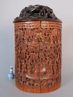 LARGE BAMBOO BITONG WITH ZITAN WOODEN DOUBLE GOURD LID -, Antiek en Kunst