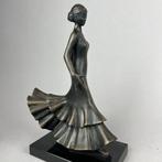 J. Zak (XX-XXI) - Flamenco Lady - bronze