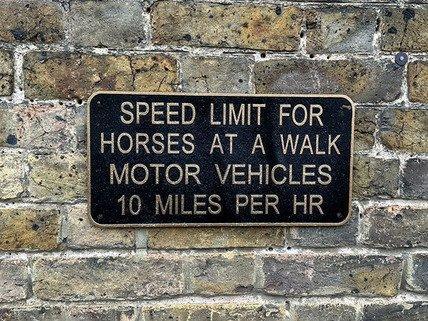 Snelheidslimiet voor paarden - Reclamebord - Gietijzer, Antiek en Kunst, Curiosa en Brocante