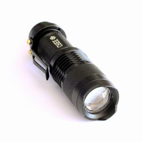 Torch LED 300 Lumens zaklamp mini black 9,3 CM, Sport en Fitness, Overige Sport en Fitness, Ophalen of Verzenden
