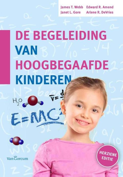 De begeleiding van hoogbegaafde kinderen 9789023251262, Boeken, Schoolboeken, Gelezen, Verzenden