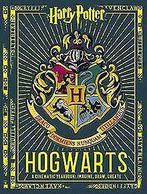 Harry Potter: Hogwarts: A Cinematic Yearbook  Sc...  Book, Boeken, Taal | Engels, Scholastic,, Zo goed als nieuw, Verzenden