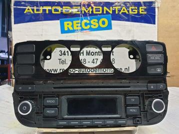 VW UP Radio-CD-Speler RCD215 1S0035156A beschikbaar voor biedingen