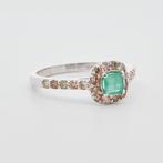 Zonder Minimumprijs - Ring 14 kt. - 0.64ct. tw. Smaragd, Nieuw