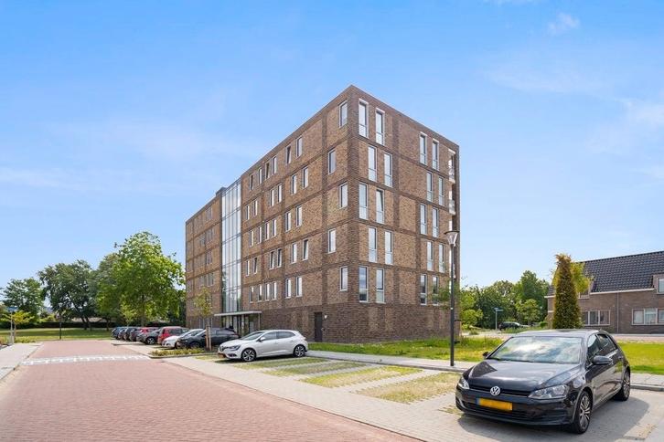 Te huur: Appartement Waterleliestraat in Bergen op Zoom, Huizen en Kamers, Huizen te huur, Noord-Brabant, Appartement