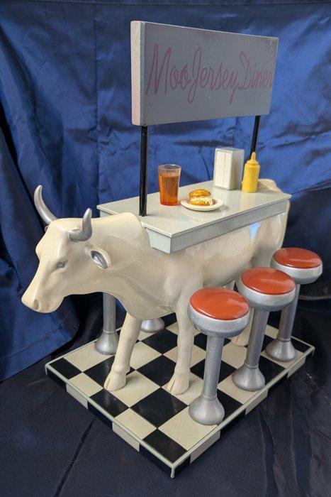 sculptuur, Moo Jersey Diner - 32.5 cm - Hars, Hout, Metaal,, Antiek en Kunst, Curiosa en Brocante