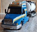 WSI 1:50 - Model vrachtwagen - VOLVO NH12 Globetrotter -, Nieuw