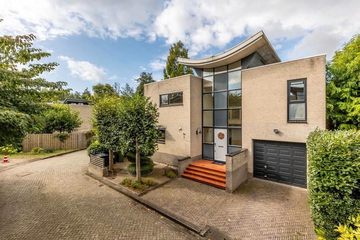 Te huur: Huis Alexander Dubcekstraat in Rotterdam, Huizen en Kamers, Huizen te huur, Zuid-Holland