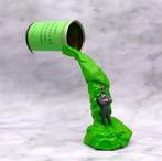 Paris London - sculptuur, Posthuman House-Bred Bodyguard -