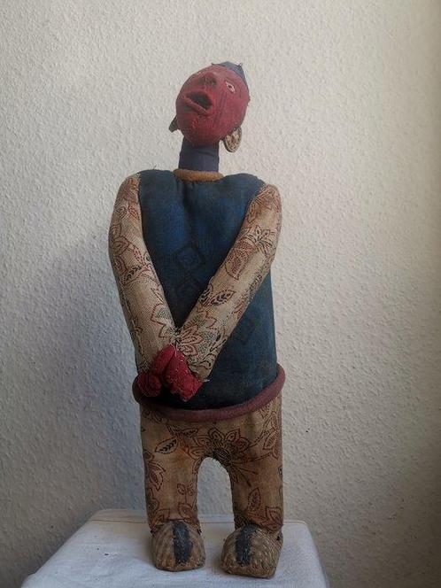 Bwende Beembe Reliekhouder - Beembe Bwende - DR Congo, Antiek en Kunst, Kunst | Niet-Westerse kunst