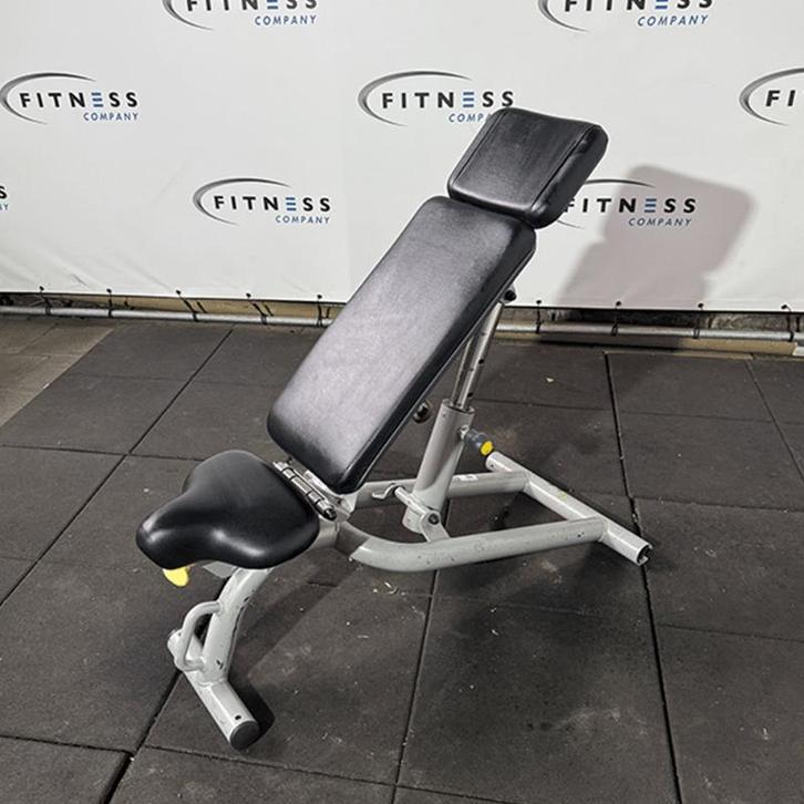 Technogym - Adjustable Bench, Sport en Fitness, Fitnessmaterialen, Overige typen, Ophalen of Verzenden
