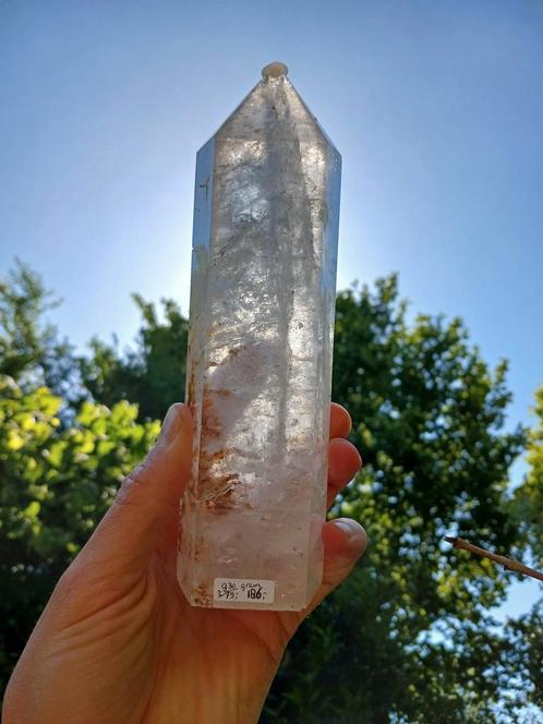 Bergkristal punt met mega korting, Verzamelen, Mineralen en Fossielen, Mineraal, Verzenden