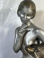 Louis Riché - sculptuur, La confidence - 29.5 cm -