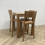 Tweedehands Hutten complete set 3 barkrukken met bartafel,, Ophalen of Verzenden, Gebruikt, Hout