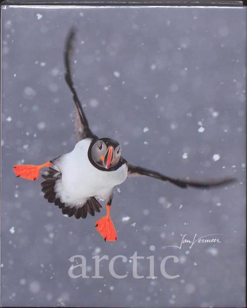 Arctic NLD ed 9789078964209 F. van Essen, Boeken, Kunst en Cultuur | Fotografie en Design, Gelezen, Verzenden