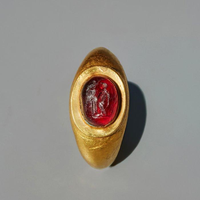 Oud-Romeins Goud, Granaat Ring met de godin Athena en Nike., Verzamelen, Mineralen en Fossielen