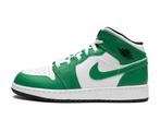 Air Jordan 1 Mid Lucky Green - Maat 40 EU, Kleding | Heren, Schoenen, Ophalen of Verzenden, Nieuw, Jordan