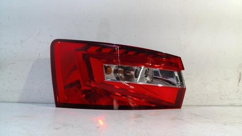 Achterlicht links buiten Skoda Superb III 1.6 TDI 3V9945207A, Auto-onderdelen, Verlichting, ARN erkend, Stiba lid, Erkend duurzaam