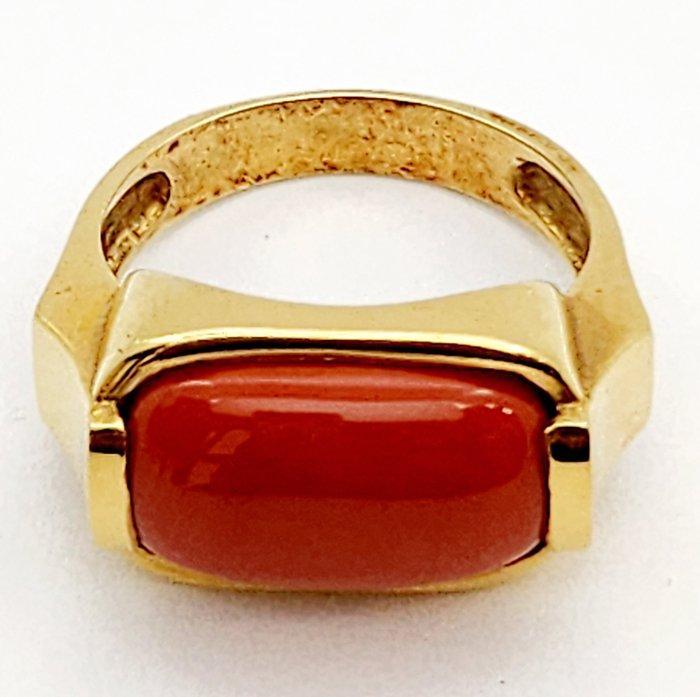 Ring - 18 karaat Geel goud - 7.00ct. tw. Koraal, Sieraden, Tassen en Uiterlijk, Ringen