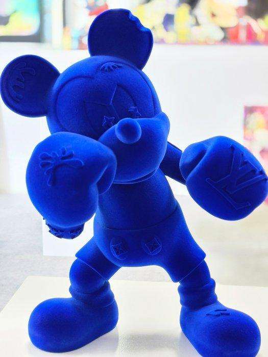 Patryk Konrad - Patryk Konrad - Boxer mickey fashion, Antiek en Kunst, Kunst | Designobjecten