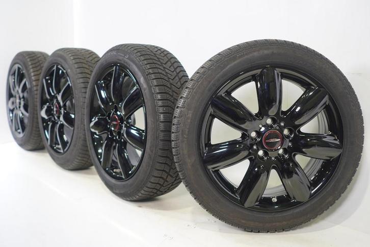 Mini Clubman F54 528 17 inch velgen Pirelli Winterbanden Ori, Auto-onderdelen, Banden en Velgen, Velg(en), Gebruikt, 17 inch, Winterbanden