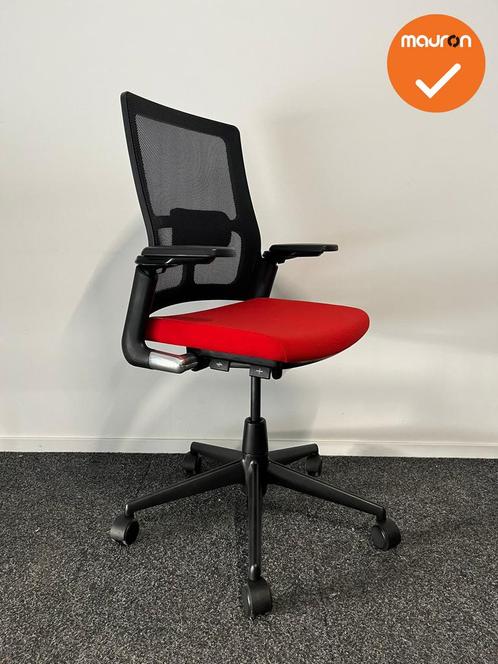 Ahrend 2020 Verta bureaustoel - refurbished - rode stofferin, Zakelijke goederen, Kantoor en Winkelinrichting | Kantoormeubilair en Inrichting