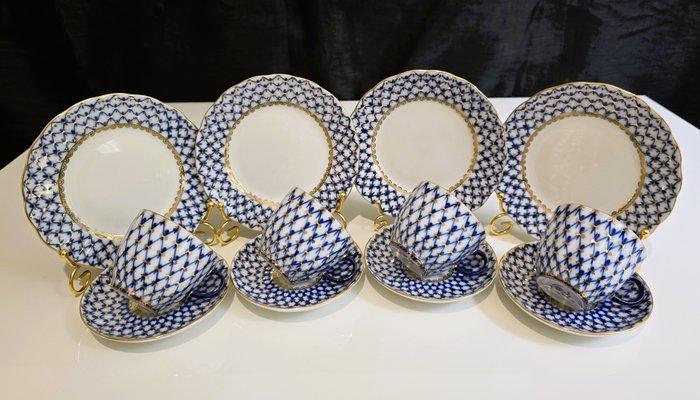 Lomonosov Imperial Porcelain Factory - Koffieservies voor 4, Antiek en Kunst, Antiek | Meubels | Tafels