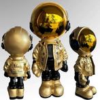 AmsterdamArts - Astronaut Louis Vuitton gold