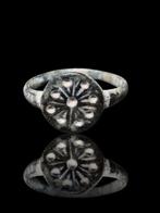 Viking periode Stunning Bronze Solar Ring (Zonder