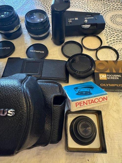 Olympus OM-4 + 50mm f1.4 + 24mm / 28mm / 75-200mm + acc, Audio, Tv en Foto, Fotocamera's Analoog