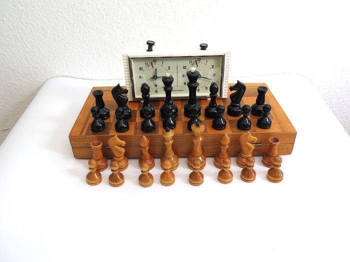 Schaakspel - Russland UdSSR 45x45cm + Schachuhr, Antiek en Kunst, Curiosa en Brocante