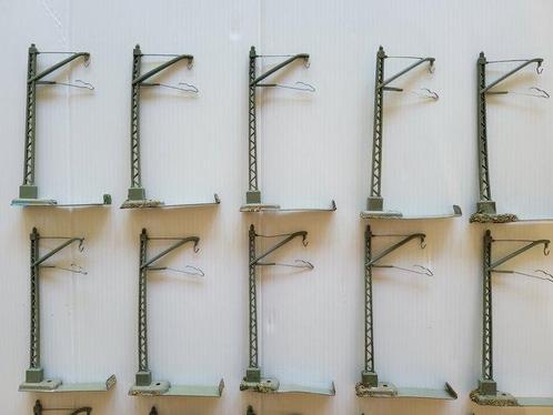Märklin H0 - 7009 - Bovenleiding (41) - 28-piece tower mast, Hobby en Vrije tijd, Modeltreinen | H0